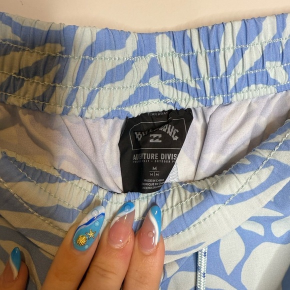 BILLABONG ADVENTURE WOMEN'S SHORT IN SEA MIST - Picture 6 of 8